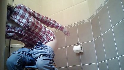 مشابه فلم سکس شهوانی جنسی زن برهنه در ملاء عام, پستان های زیر و یا رفتن به مناسب طبقه بندی و یا برچسب